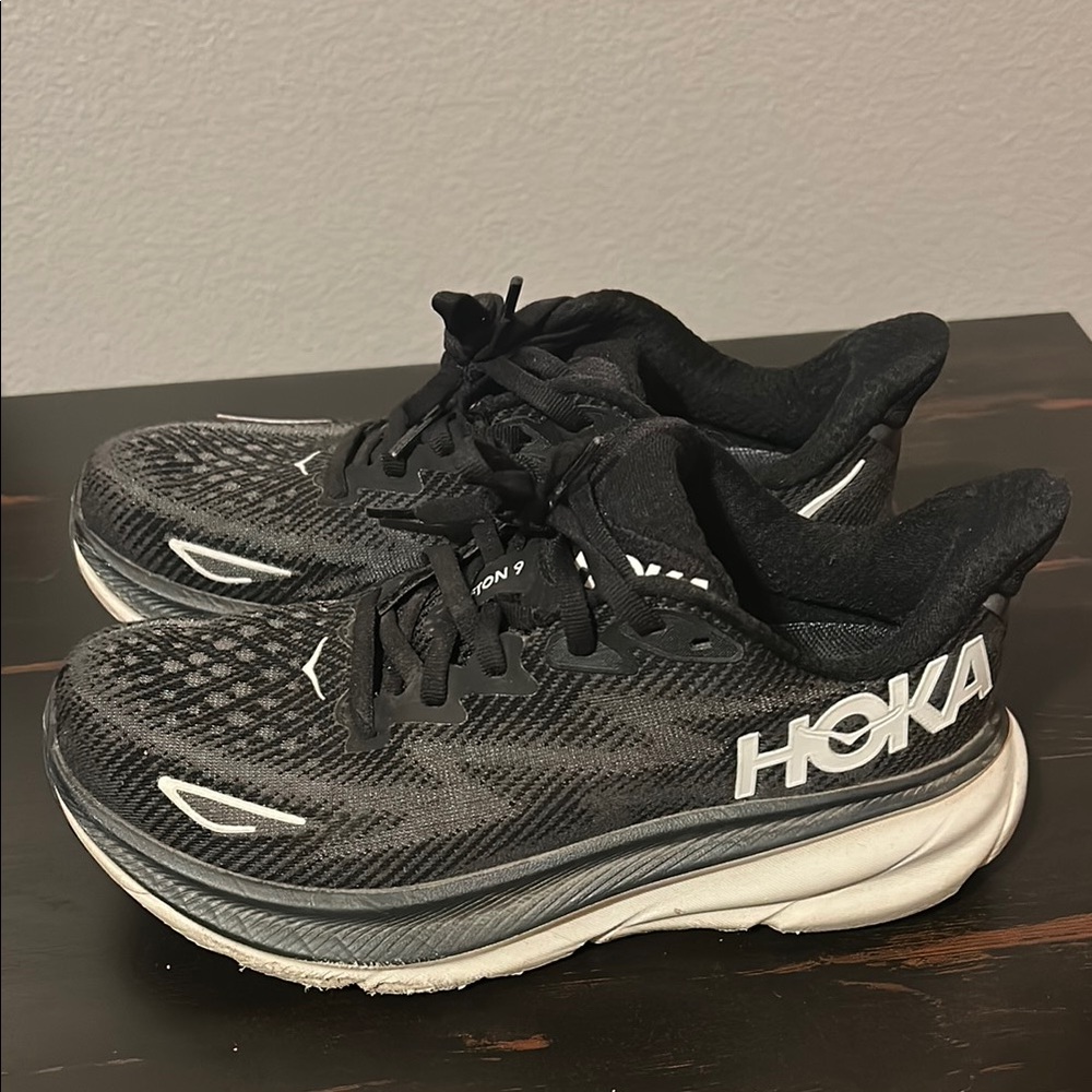 Hoka Clifton 9